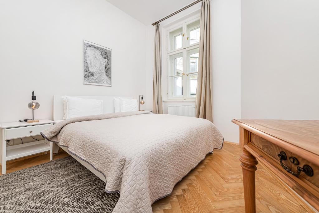 Dušní Two Bedroom — photo 11